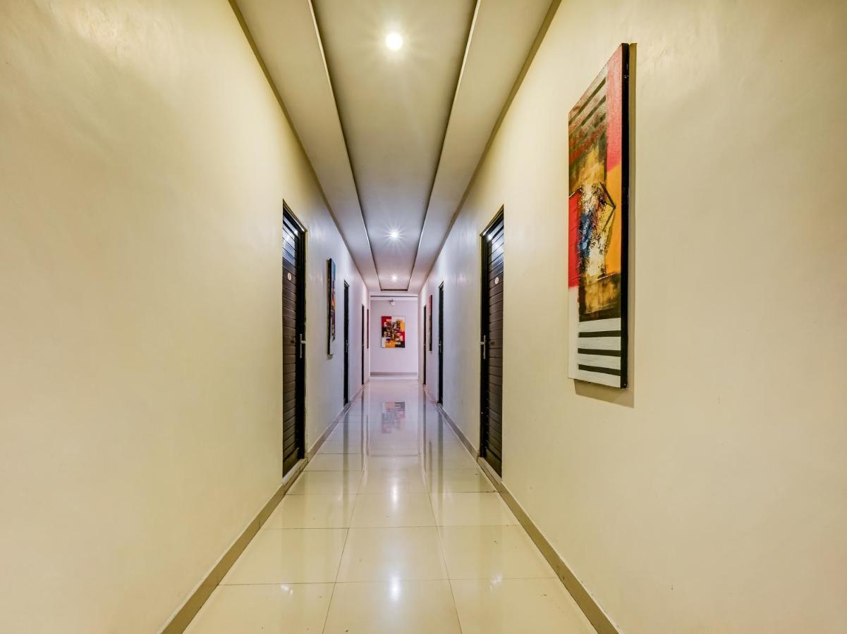 Oyo 90986 Hotel Srikandi Adisucipto Kalasan Exterior foto